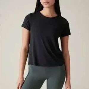 5 for $35 Sale: Athleta AIR OUT CINCH TEE Size 3x in Black